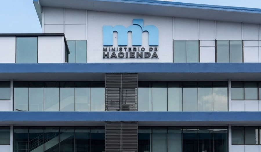 Hacienda diseña estrategia fiscal tras advertencias del FMI